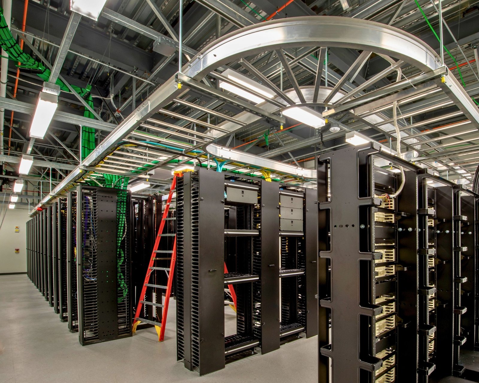 _Server Room Air Conditioning Installation and Maintenance Solutions by 2Brothers